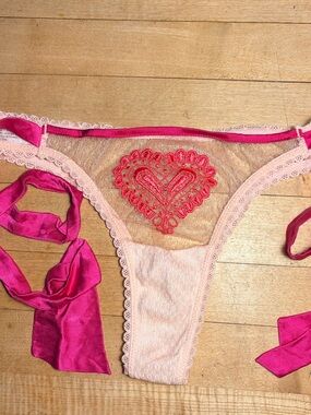 Mimi Holliday Sheer Pink Lace Heart-appliqué bikini Panty